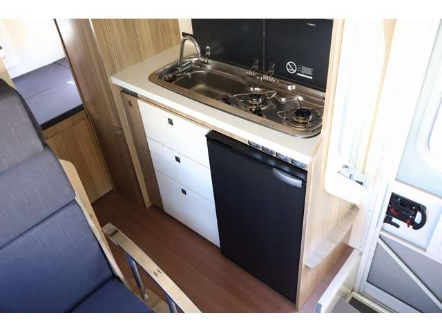 トヨタ カムロード キャンピングカーバンテックジル５２０４ＷＤ R4年 () 99