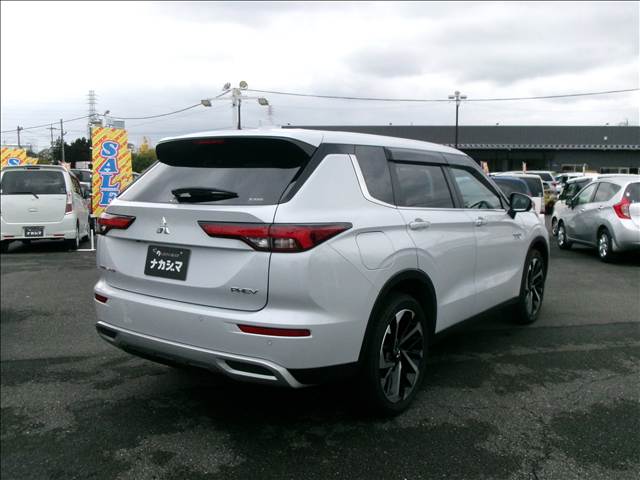 三菱 アウトランダーＰＨＥＶ ＰＨＥＶ ２．４ Ｇ ４ＷＤ R5年 () 99