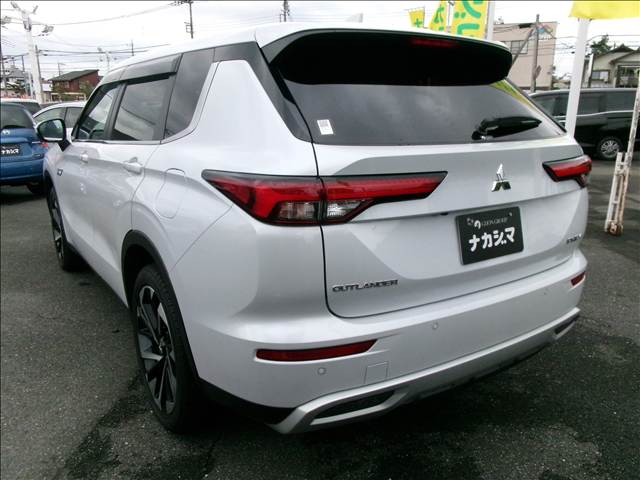 三菱 アウトランダーＰＨＥＶ ＰＨＥＶ ２．４ Ｇ ４ＷＤ R5年 () 99