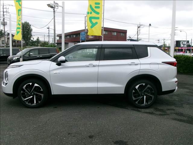 三菱 アウトランダーＰＨＥＶ ＰＨＥＶ ２．４ Ｇ ４ＷＤ R5年 () 99