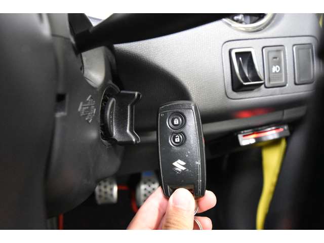 スズキ スイフト １．６ スポーツ H21年 (近畿) 99