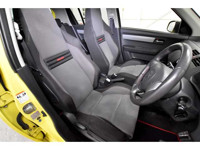 スズキ スイフト １．６ スポーツ H21年 (近畿) 99
