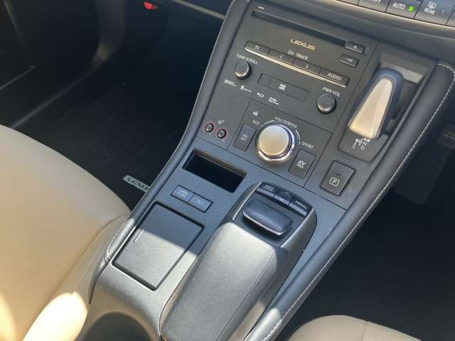 レクサス ＣＴ２００ｈ バージョンＣ H27年 () 99