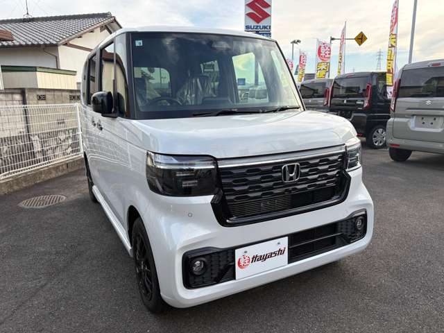 ホンダ Ｎ　ＢＯＸ カスタム ６６０ ブラック スタイル R8年 () 99