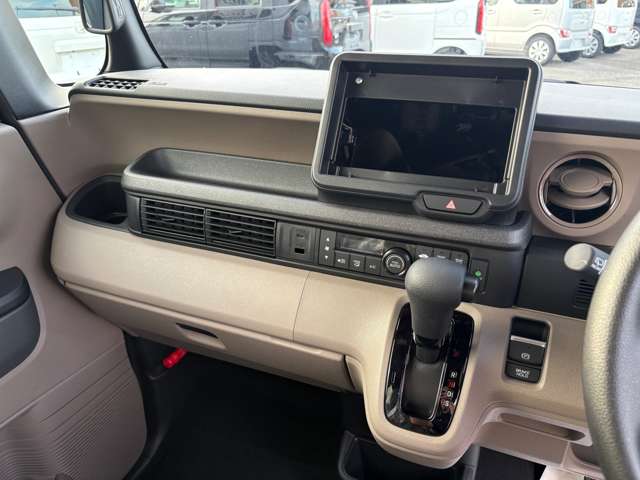 ホンダ Ｎ　ＢＯＸ ジョイ ６６０ ２トーン R8年 () 99