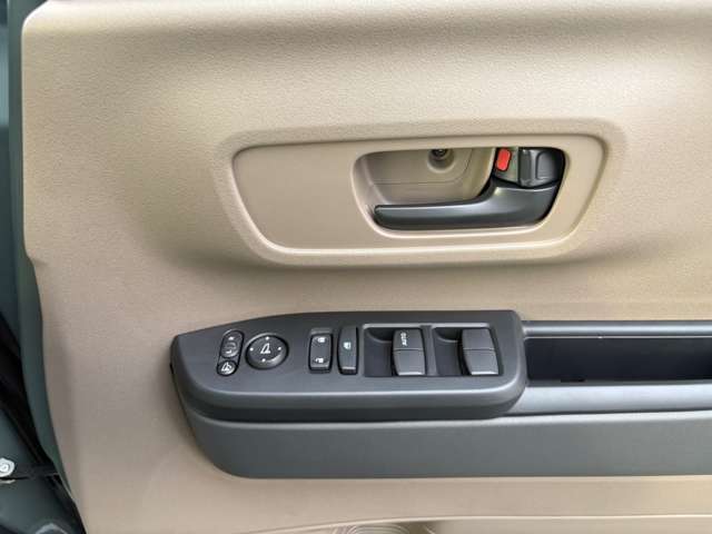 ホンダ Ｎ　ＢＯＸ ジョイ ６６０ ２トーン R8年 () 99