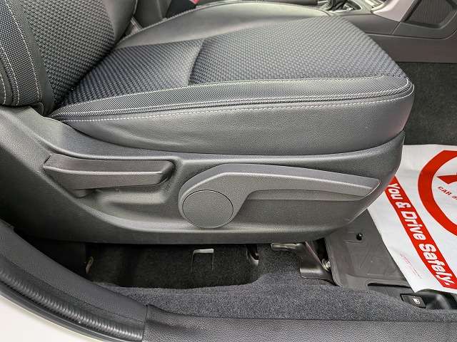 スバル フォレスター ２．０ Ｓ リミテッド スマート エディション ４ＷＤ H29年 (東北) 99