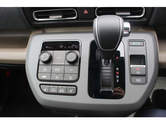 ホンダ フリード １．５ エアー ＥＸ R8年 (四国) 99