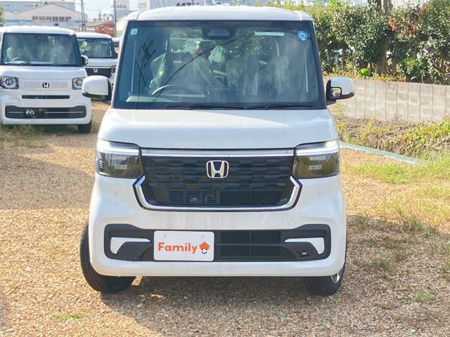 ホンダ Ｎ　ＢＯＸ カスタム ６６０ R8年 () 99