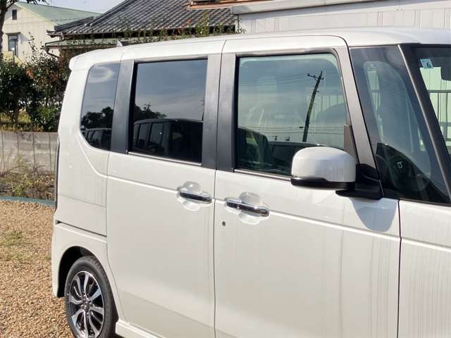 ホンダ Ｎ　ＢＯＸ カスタム ６６０ R8年 () 99