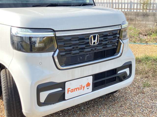 ホンダ Ｎ　ＢＯＸ カスタム ６６０ R8年 () 99