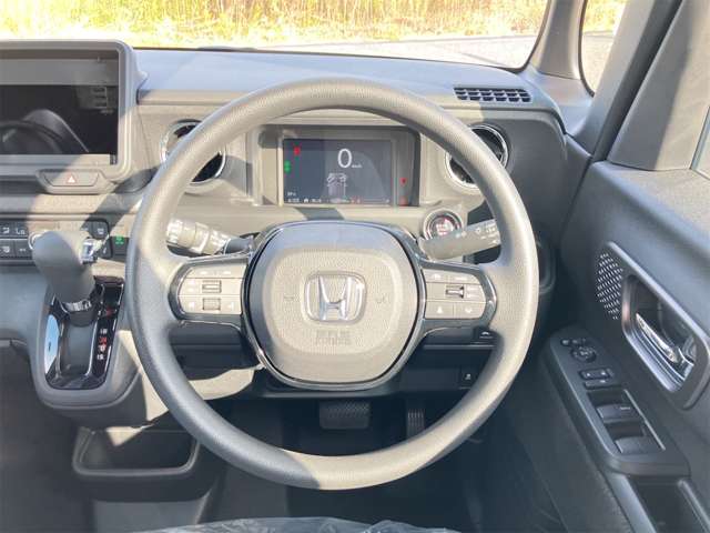 ホンダ Ｎ　ＢＯＸ カスタム ６６０ R8年 () 99