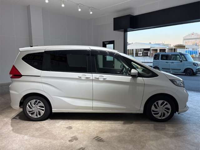 ホンダ フリード １．５ Ｇ R5年 (近畿) 99