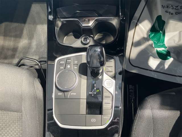 ＢＭＷ １シリーズ １１８Ｉ プレイ ＤＣＴ R2年 (近畿) 99