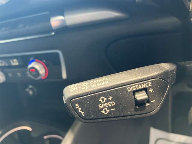 アウディ Ａ３　スポーツバック ３０　ＴＦＳＩ R1年 (近畿) 99