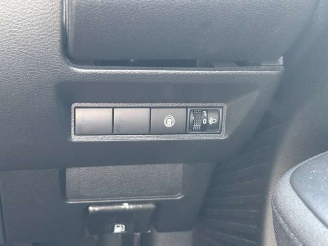 日産 ノート １．２ Ｓ R3年 (近畿) 99