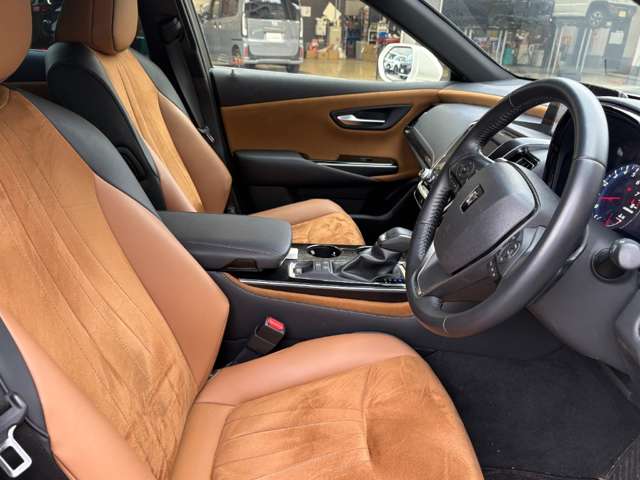 トヨタ クラウン ２．０ Ｓ エレガンス スタイル R1年 (近畿) 99