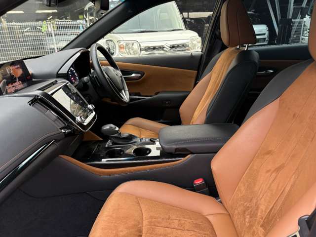 トヨタ クラウン ２．０ Ｓ エレガンス スタイル R1年 (近畿) 99