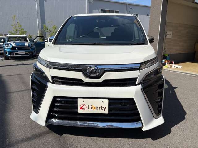 トヨタ ヴォクシー ２．０ ＺＳ 煌ＩＩ R2年 (近畿) 99