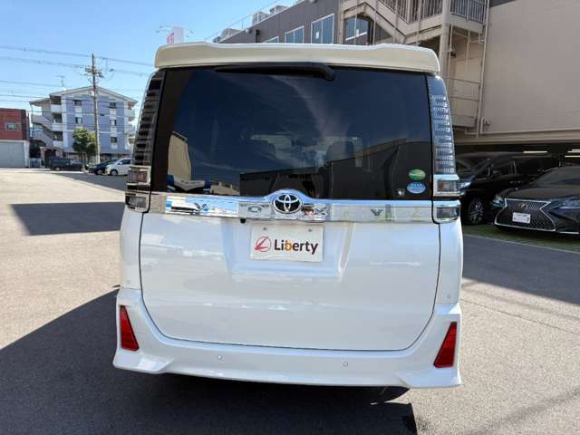 トヨタ ヴォクシー ２．０ ＺＳ 煌ＩＩ R2年 (近畿) 99