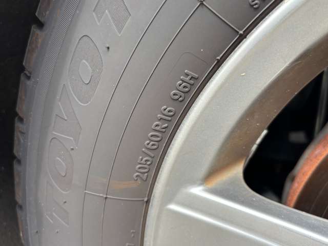 トヨタ ヴォクシー ２．０ ＺＳ 煌ＩＩ H22年 (近畿) 99
