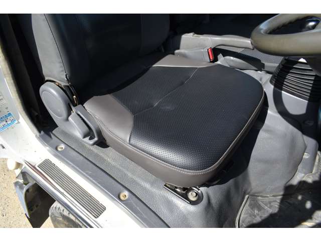 いすゞ エルフ ２トン深ダンプ H21年 (近畿) 99