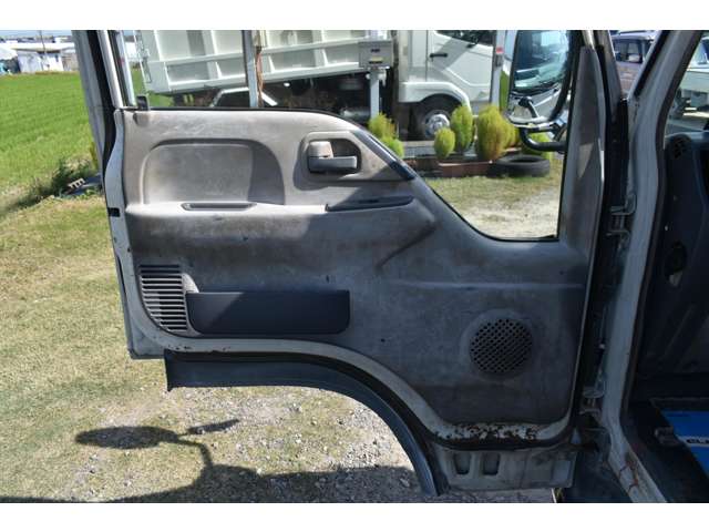 いすゞ エルフ ２トン深ダンプ H21年 (近畿) 99