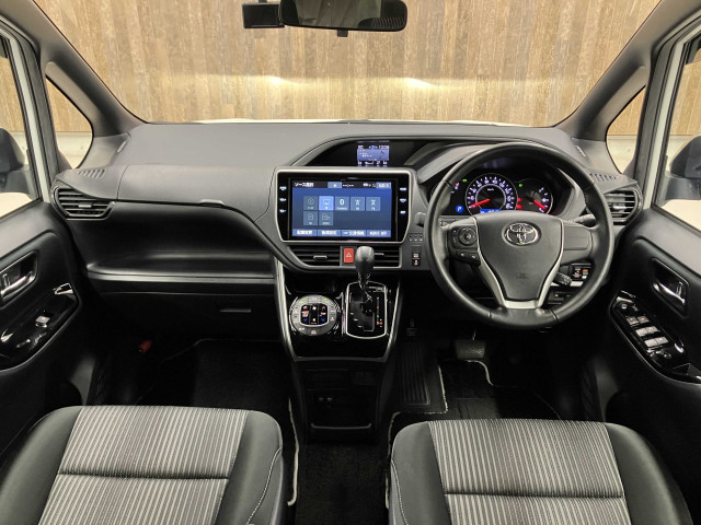トヨタ ヴォクシー ２．０ ＺＳ 煌 H30年 (近畿) 99