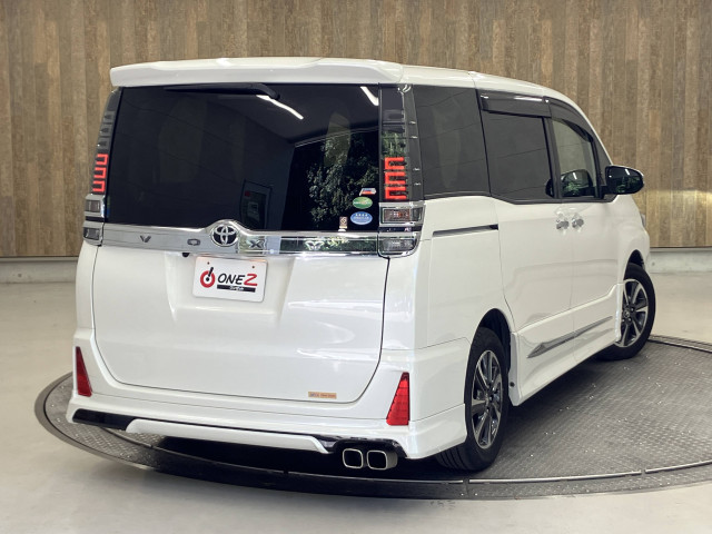トヨタ ヴォクシー ２．０ ＺＳ 煌 H30年 (近畿) 99