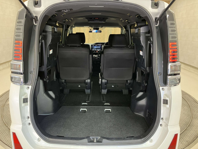トヨタ ヴォクシー ２．０ ＺＳ 煌 H30年 (近畿) 99