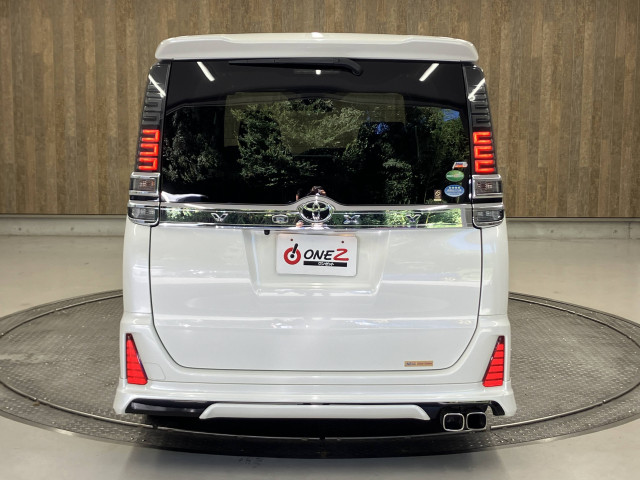 トヨタ ヴォクシー ２．０ ＺＳ 煌 H30年 (近畿) 99