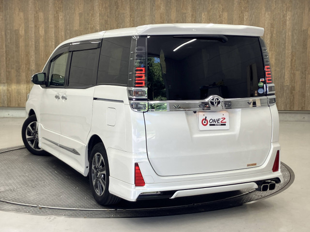 トヨタ ヴォクシー ２．０ ＺＳ 煌 H30年 (近畿) 99