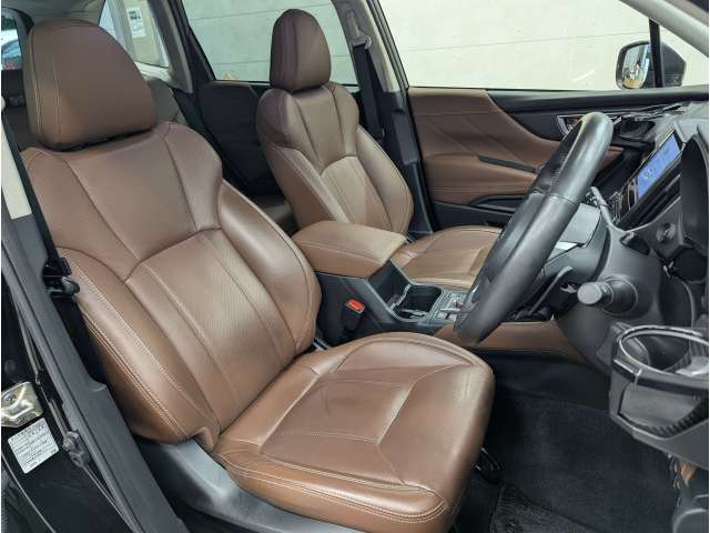 スバル フォレスター　ハイブリッド ２．０ アドバンス ４ＷＤ R2年 (近畿) 99