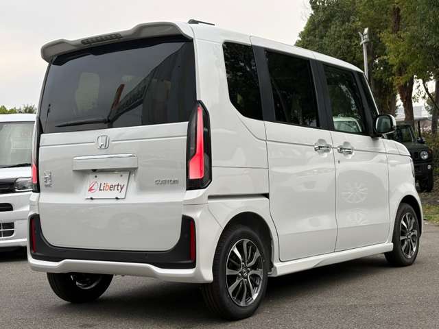 ホンダ Ｎ　ＢＯＸ カスタム ６６０ R8年 (近畿) 99