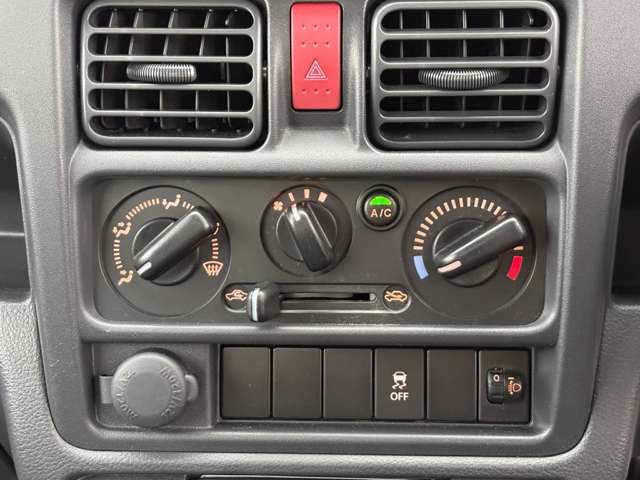 スズキ キャリイトラック ６６０ ＫＣエアコン・パワステ ３方開 R5年 () 99