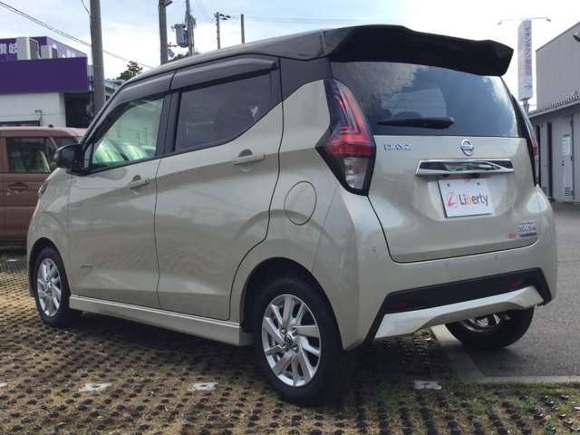 日産 デイズ ６６０ ハイウェイスターＸ R5年 (近畿) 99