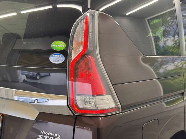 日産 セレナ ２．０ ハイウェイスター H28年 (近畿) 99