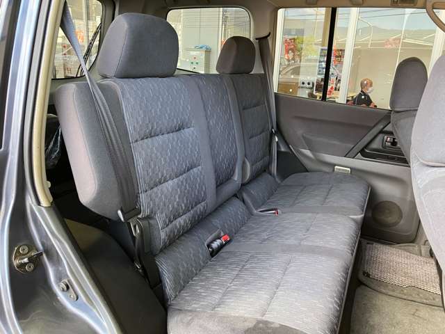 三菱 パジェロ ３．０ ＺＲ ４ＷＤ H17年 () 99