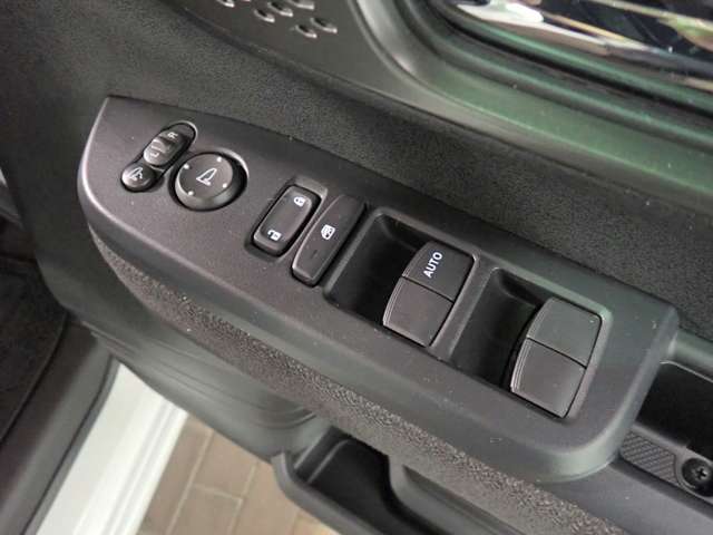 ホンダ Ｎ　ＢＯＸ ６６０ R7年 (近畿) 99