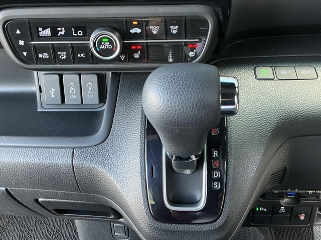 ホンダ Ｎ　ＢＯＸ カスタム ６６０ Ｌ R3年 (近畿) 99