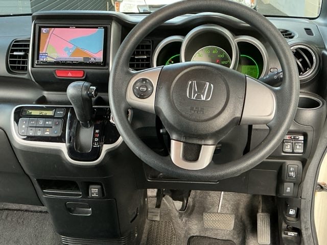 ホンダ Ｎ　ＢＯＸ ６６０ Ｇ ＳＳパッケージ H25年 (近畿) 99