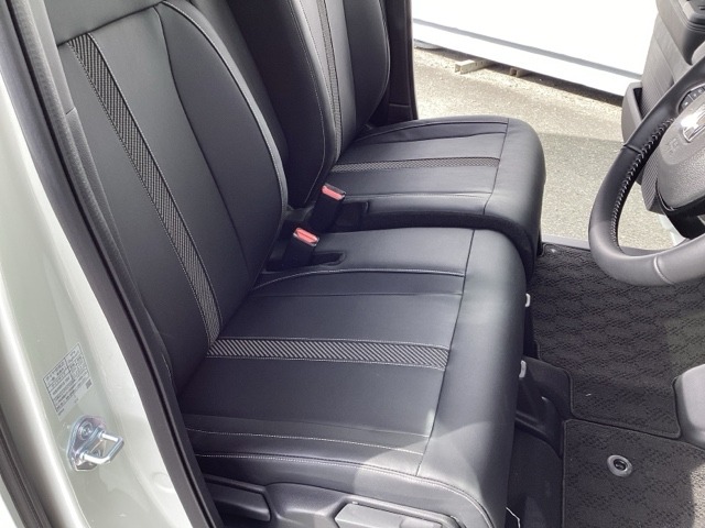 ホンダ Ｎ　ＢＯＸ カスタム ６６０ ターボ コーディネートスタイル ２トーン R8年 (近畿) 99