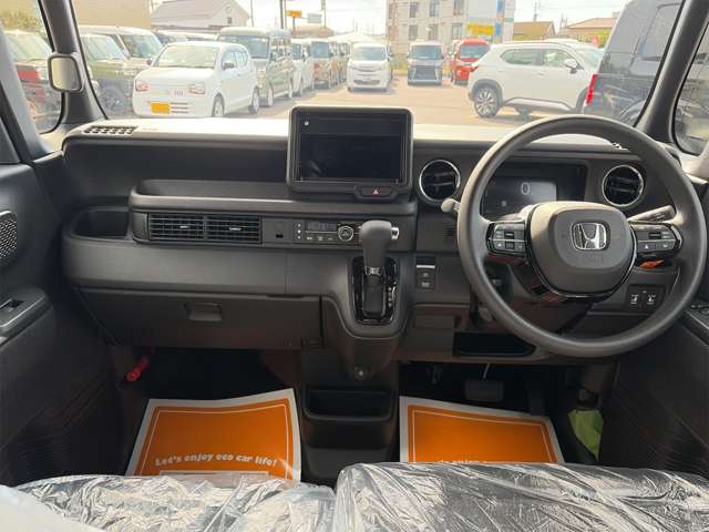 ホンダ Ｎ　ＢＯＸ カスタム ６６０ R8年 () 99