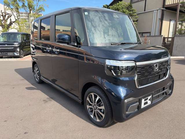 ホンダ Ｎ　ＢＯＸ カスタム ６６０ R8年 () 99