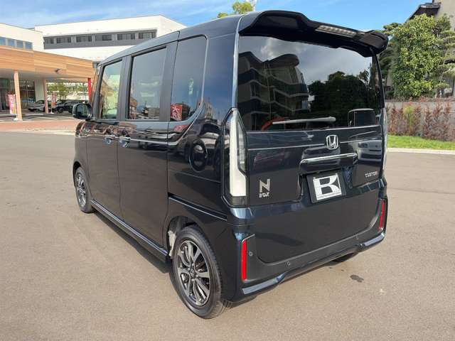 ホンダ Ｎ　ＢＯＸ カスタム ６６０ R8年 () 99