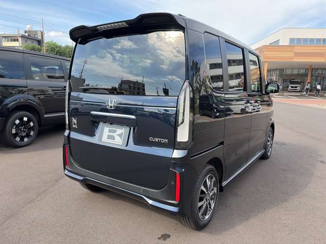 ホンダ Ｎ　ＢＯＸ カスタム ６６０ R8年 () 99