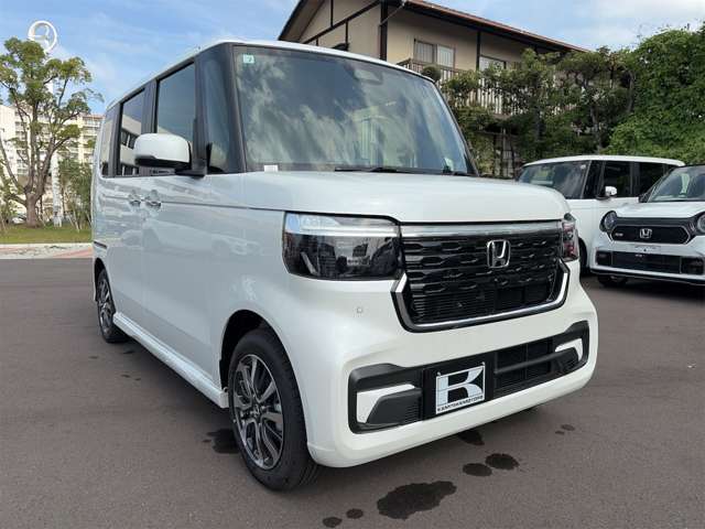 ホンダ Ｎ　ＢＯＸ カスタム ６６０ R8年 () 99