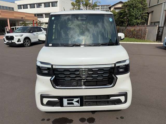 ホンダ Ｎ　ＢＯＸ カスタム ６６０ R8年 () 99