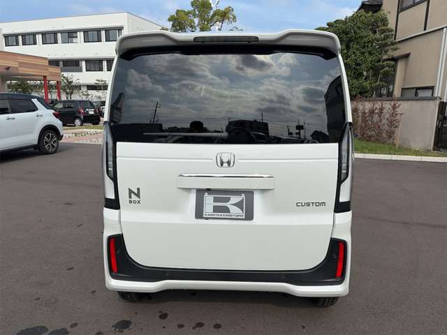 ホンダ Ｎ　ＢＯＸ カスタム ６６０ R8年 () 99