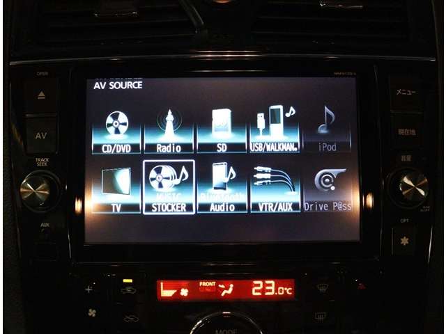 日産 セレナ ２．０ ハイウェイスター Ｓ－ＨＹＢＲＩＤ Ｖセレクション H25年 (関東) 99